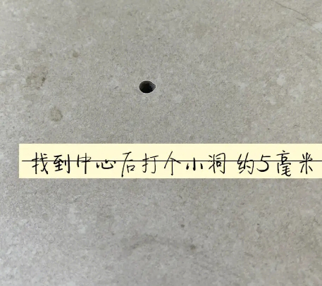 海勃湾瓷砖空鼓维修公司专业解答在瓷砖铺贴过程中，如果砂料搅拌不均匀，将会带来以下问题